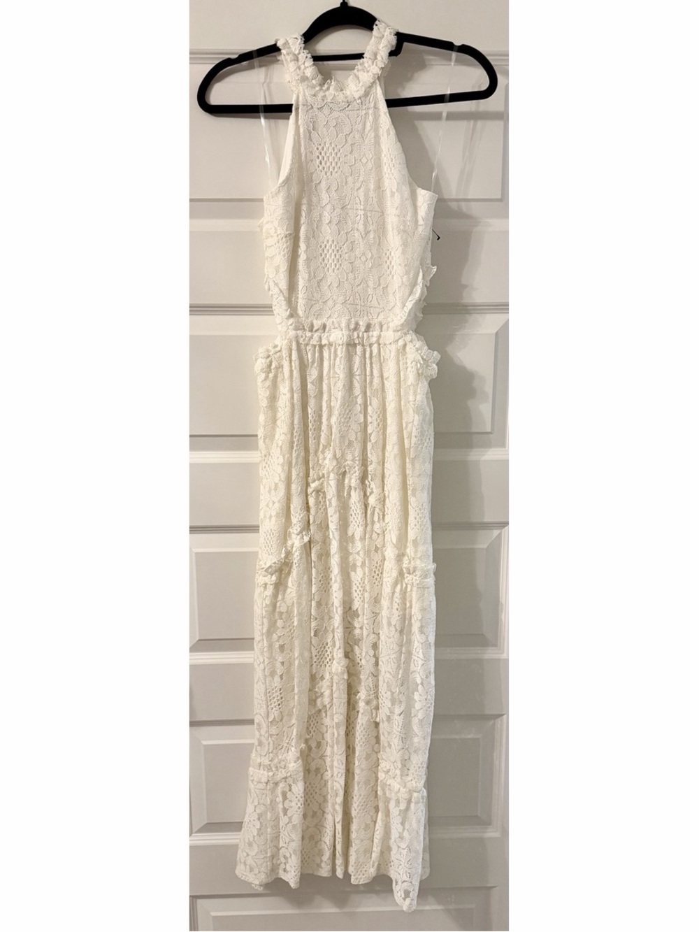 NWOT Rolla Coster LA White Lace Halter Tiered Boho Maxi Dress Size S